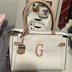 Guess bag great condition cream and beige